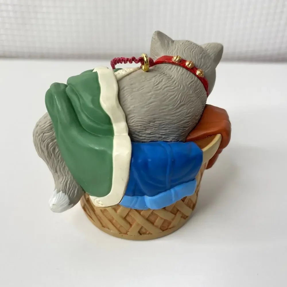 Hallmark Ornament 1998 Cat Naps 5th Final Series Sleeping Kitten Pet Parent Gift